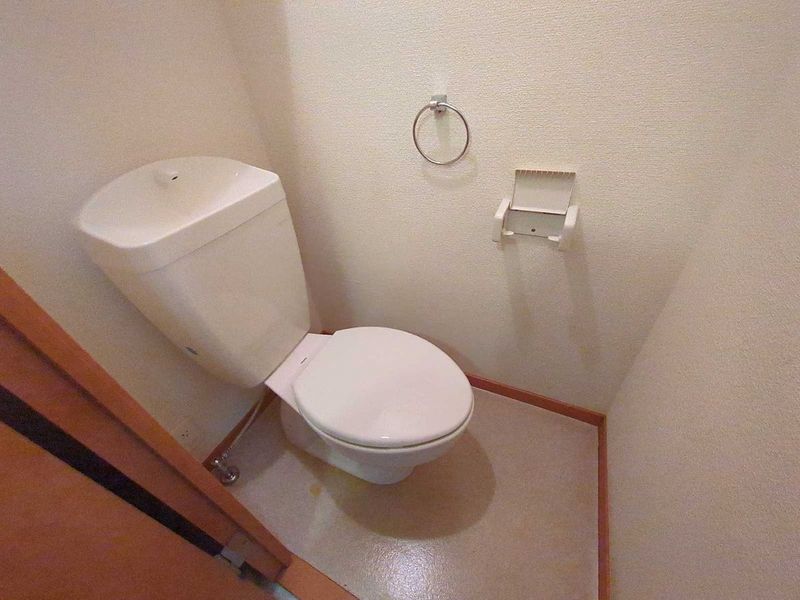 レオパレスエレガンス　サトウⅠ トイレ