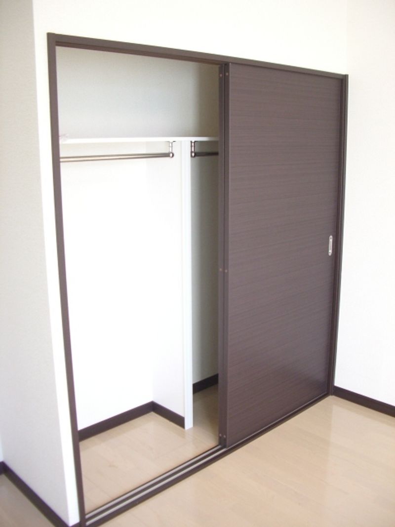 レオネクスト元植田Ｗｅｓｔ 収納