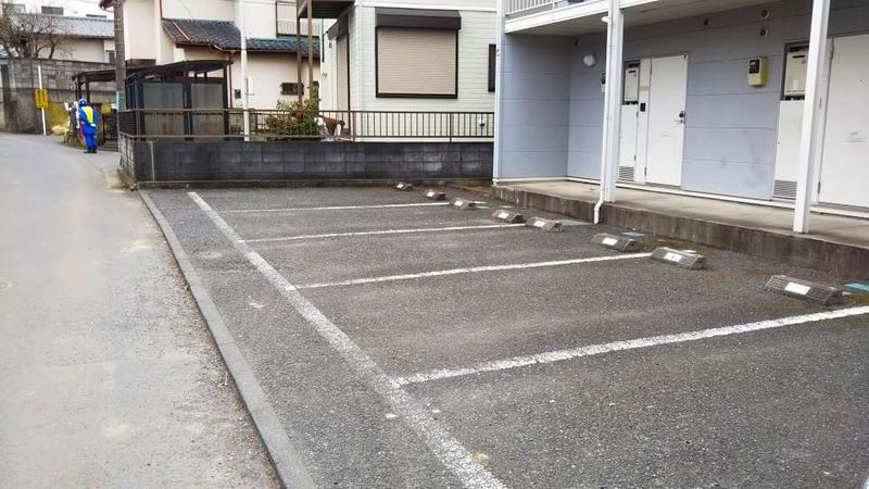 レオパレスＧ−Ⅲ 駐車場