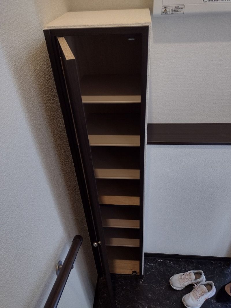 レオネクストＬｉｇｈｔ 玄関