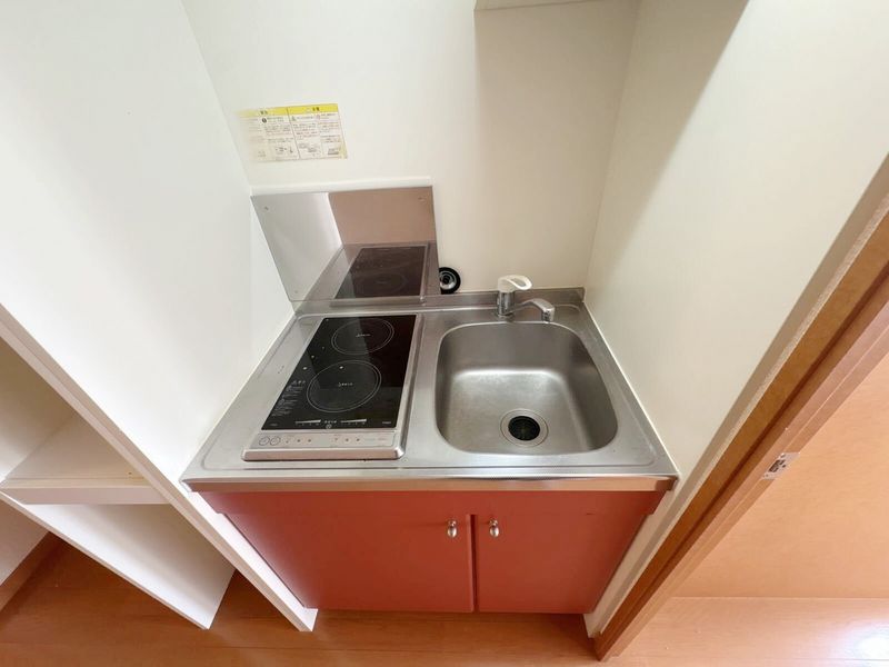 レオパレスルクソール キッチン