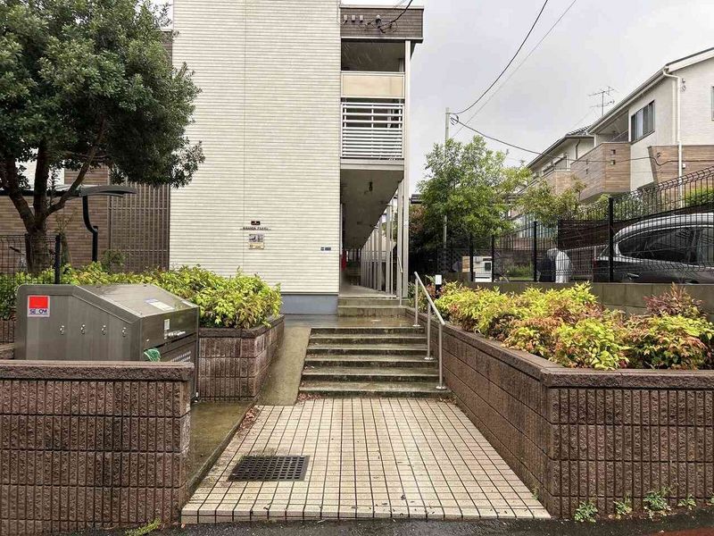 ミランダアルチザン エントランス