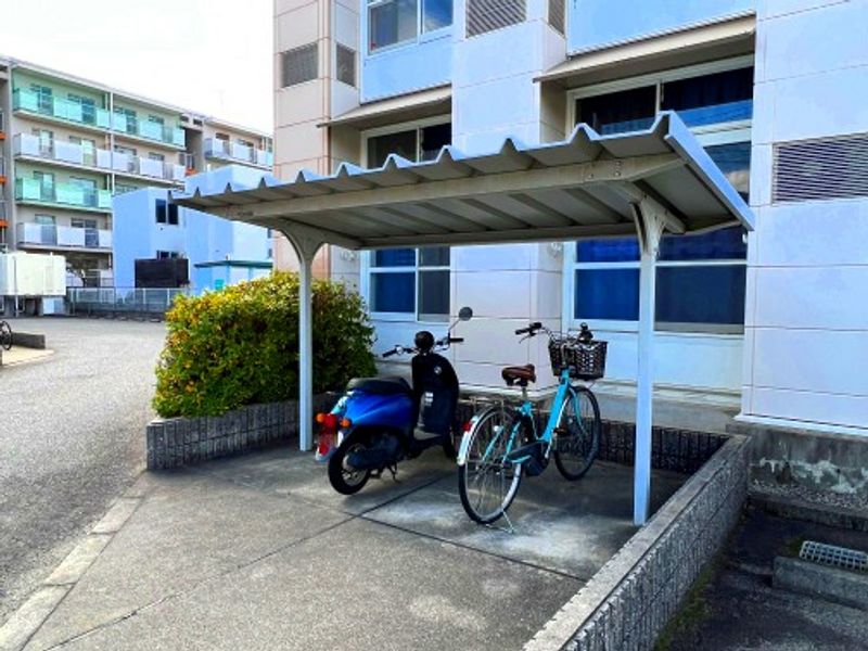 レオパレス向Ｂ 共用部分