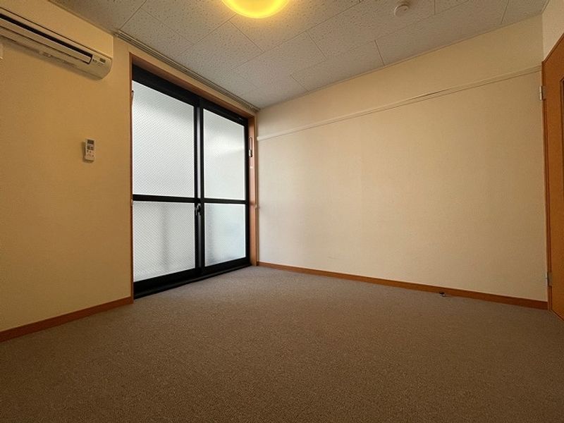 レオパレスアトレ 寝室