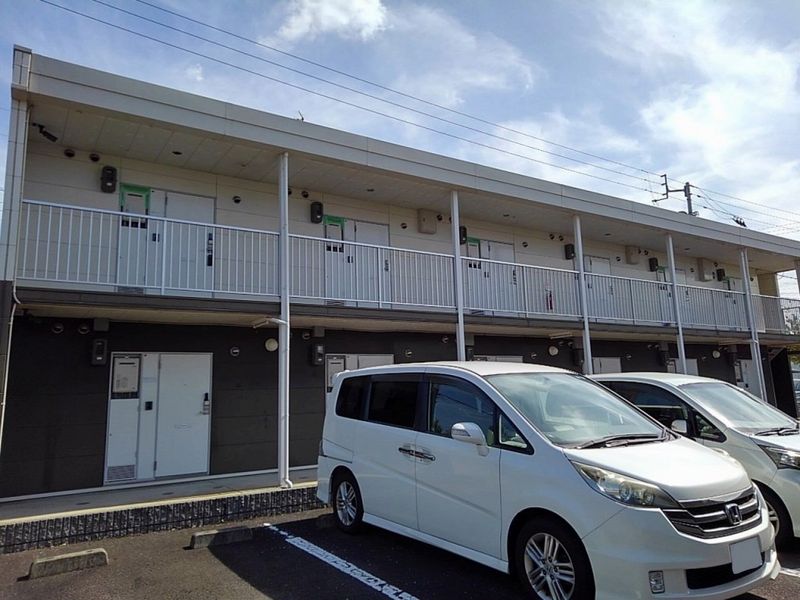 レオパレスＣｏｚｙ　ｃｏｕｒｔ 外観