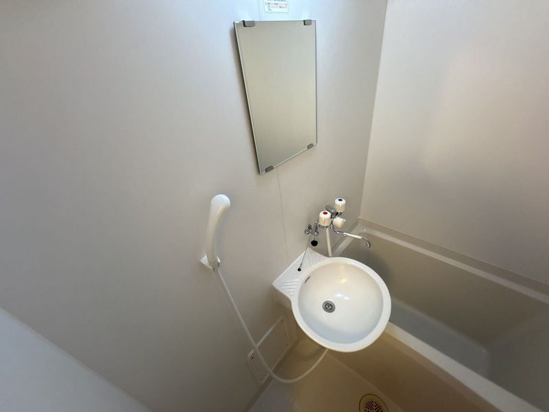 レオパレスサンフラウア 洗面台