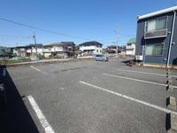 LEONEXT SHK Bãi đỗ xe