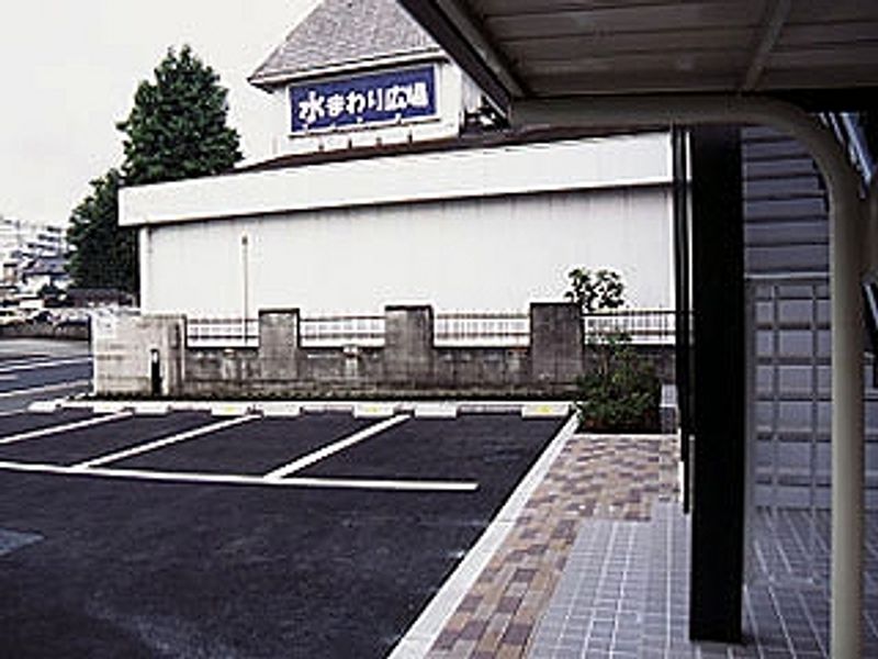 レオパレス広瀬ストリートルーム 駐車場