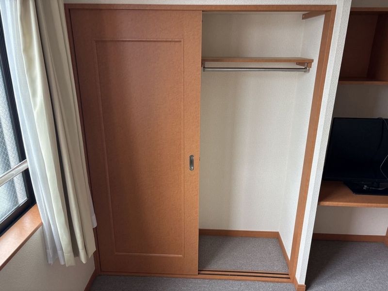 レオパレスサンマリーⅡ 収納