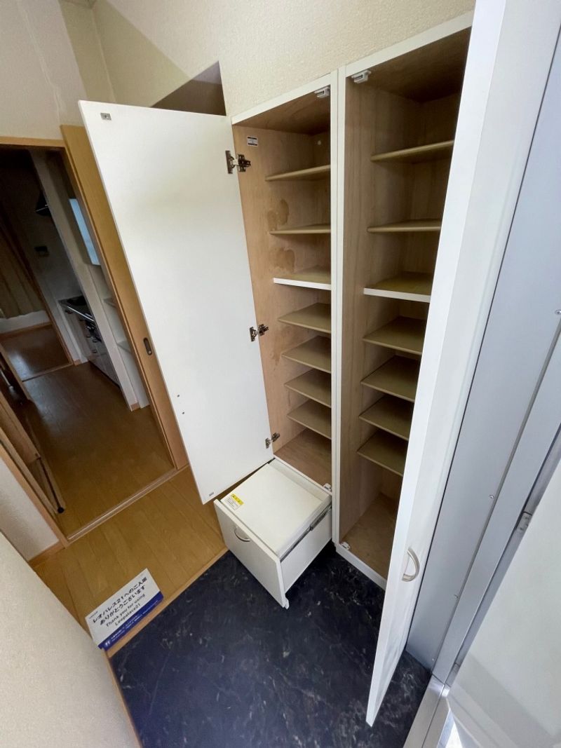 leopalace YOU 玄关