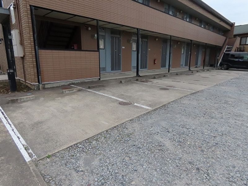 leopalace Sumisaka Bãi đỗ xe