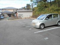 レオパレスグランヴィア東草津Ⅲ 駐車場