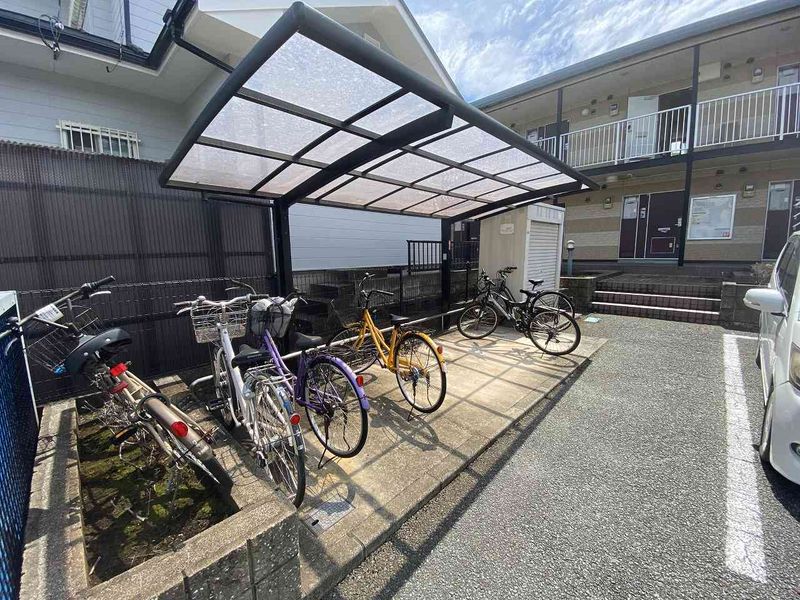 レオパレスＹＡＭＡＤＡ 駐車場