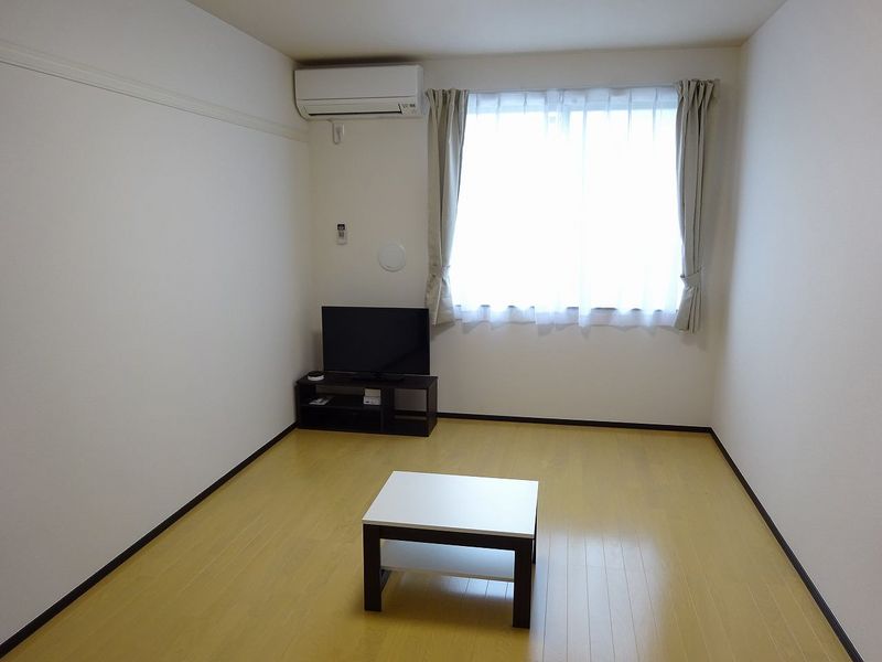 クレイノエブリシンⅡ 居間