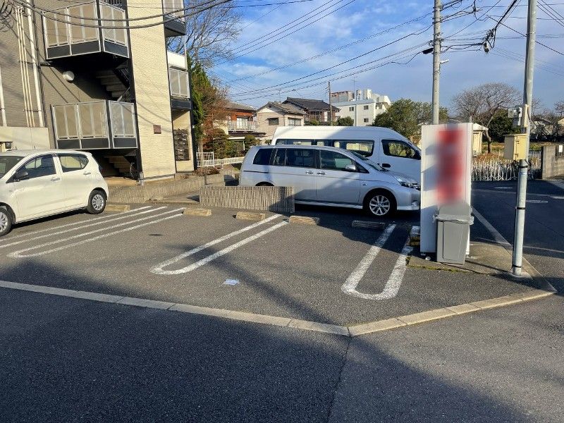 レオパレスみどりⅢ 駐車場