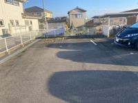 レオパレスＡｎｇｅ 駐車場