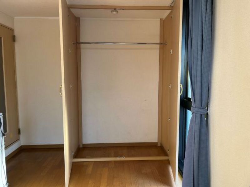 レオパレスえびす 収納