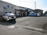 レオパレス丸岡 駐車場