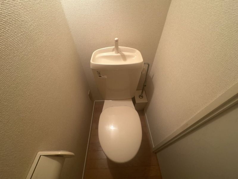 レオパレスＦａｖｏｒ　ＧｒｏｖｅⅡ トイレ