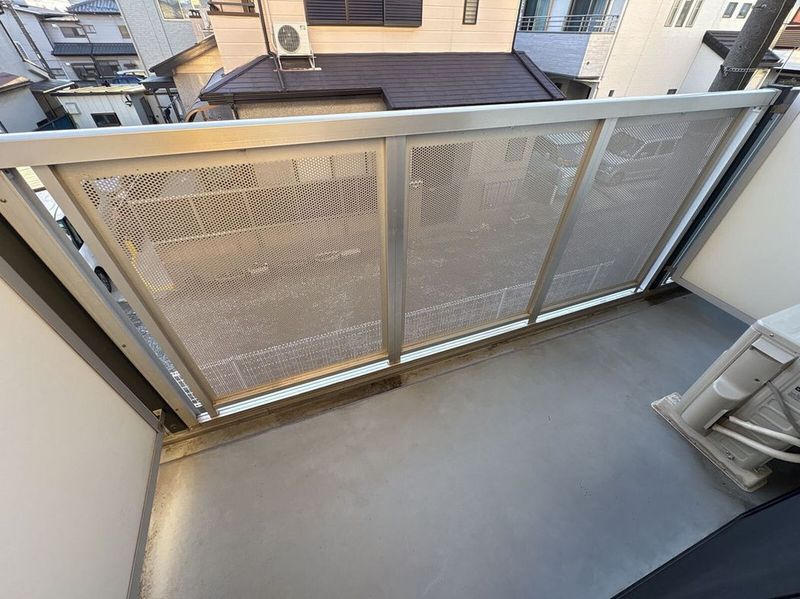 レオパレスサンクフルコート バルコニー