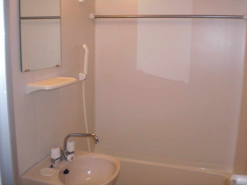 leopalace Chateau Nakajima C Bathroom