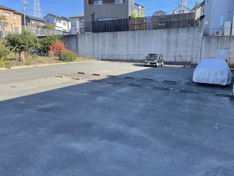 レオパレスオンワード磐田Ⅱ 駐車場