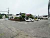 レオパレスグランド　オープリー 駐車場