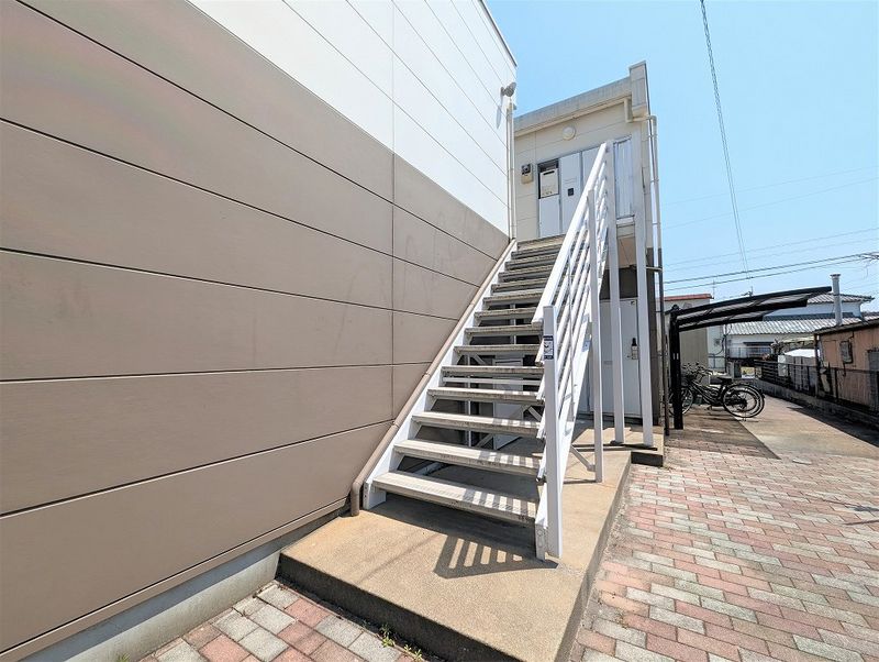 レオパレスフェニックスｉｎ波島 共用部分