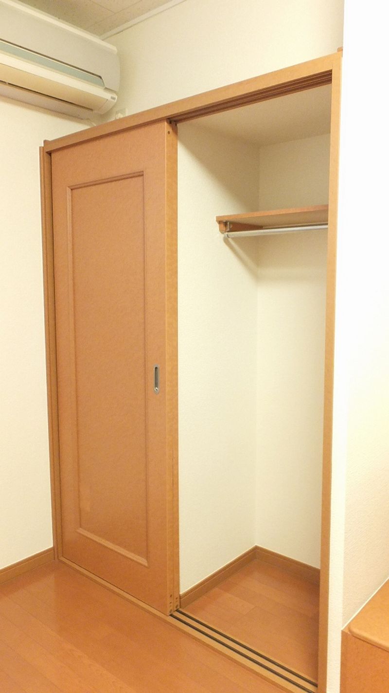 レオパレス漠 収納