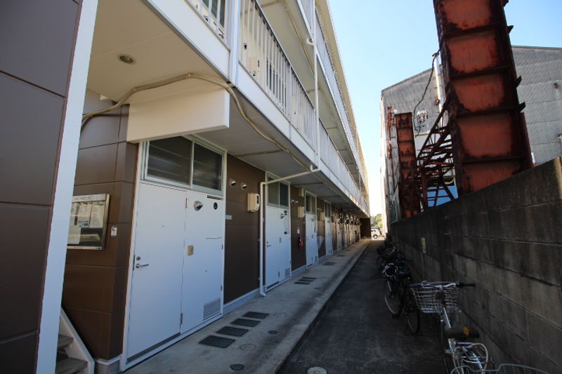 レオパレスアゼリア 共用部分