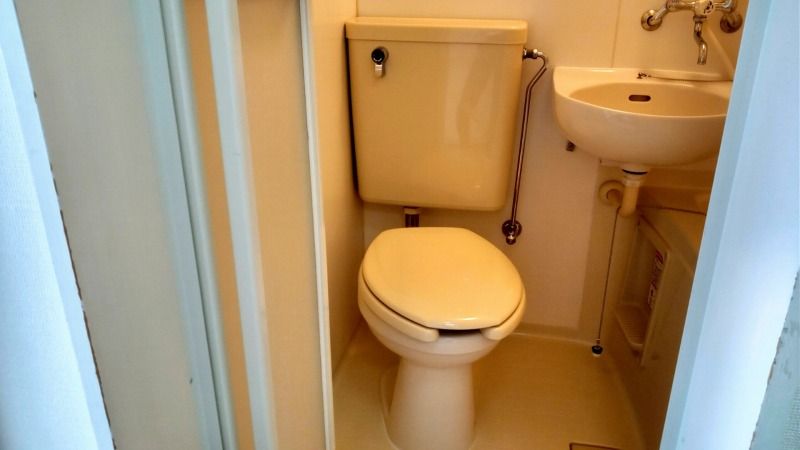レオパレスサンクレール小戸 トイレ