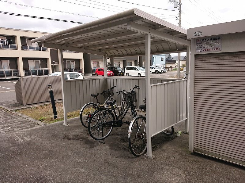 レオパレスクレール 共用部分
