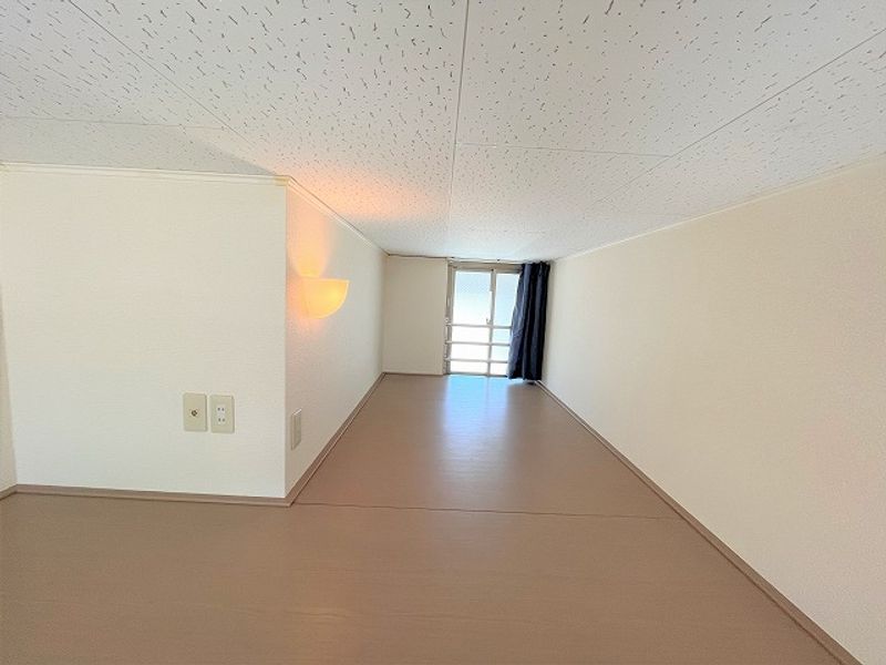 レオパレスセレザ 収納