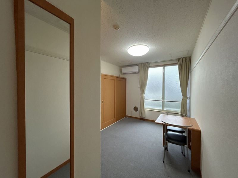 レオパレスネレイドⅡ 居間