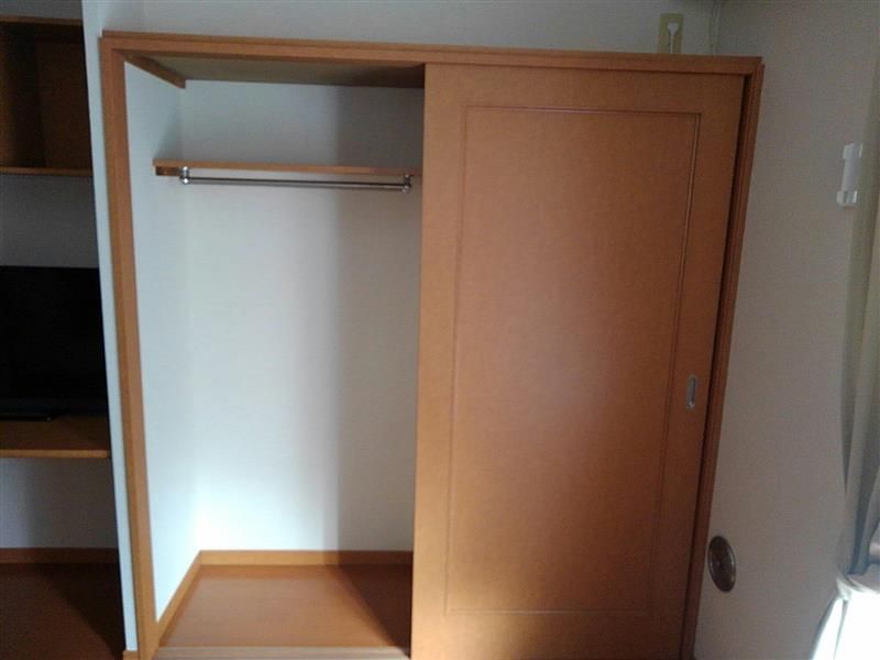レオパレスウィルハイム 収納