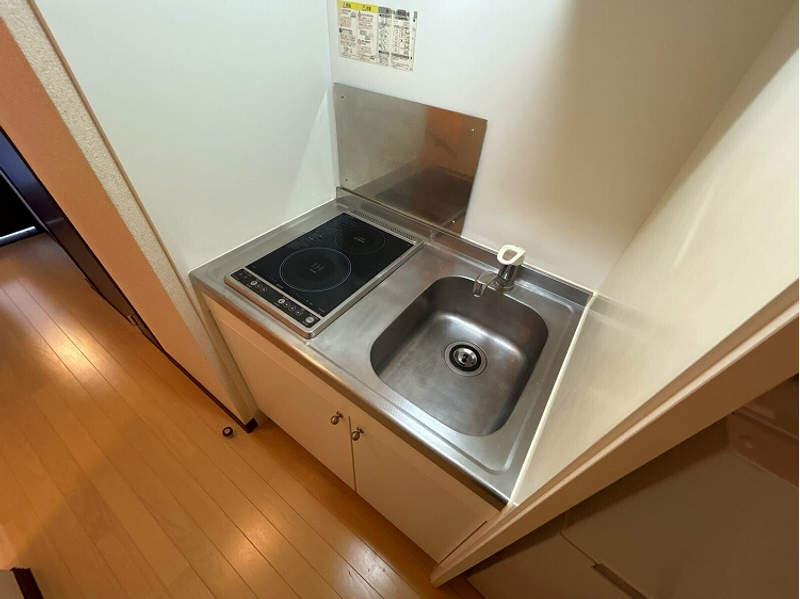 レオネクストディヴェルソ キッチン