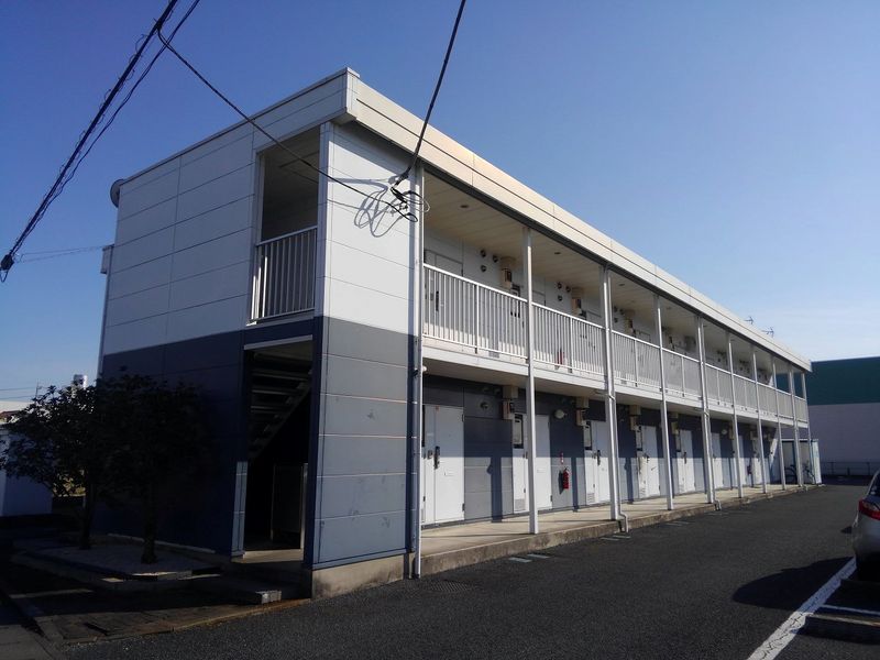 レオパレス富士 外観