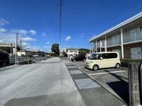 レオパレスアーク 駐車場