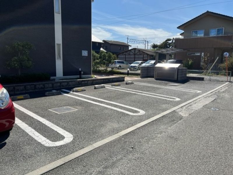 レオネクストＪＩＮⅡ 駐車場