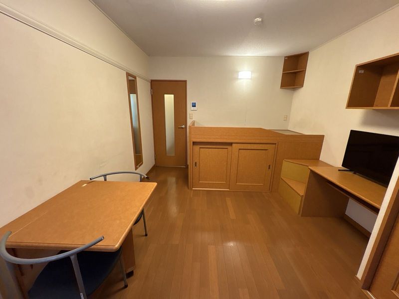 leopalace Solbi Living room