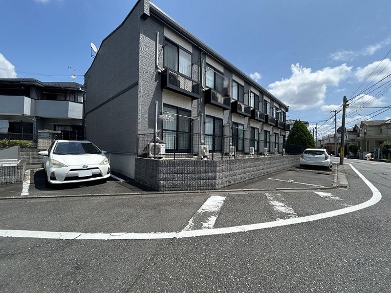 レオパレスソルヴェーグ 外観