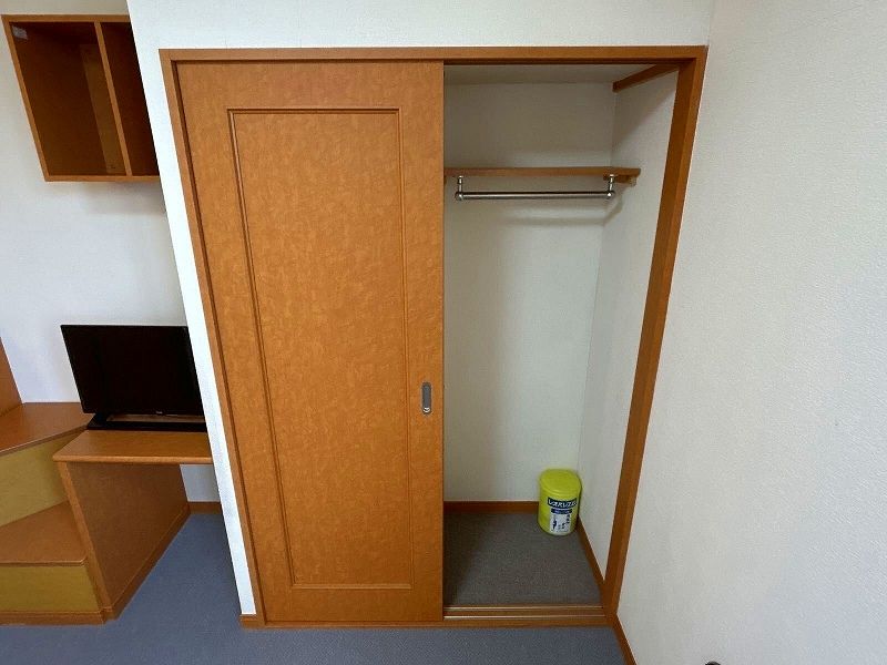 レオパレスクレイン 収納