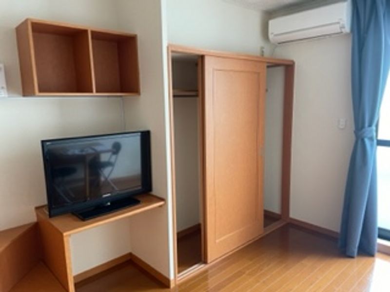 レオパレスシャンブル 収納