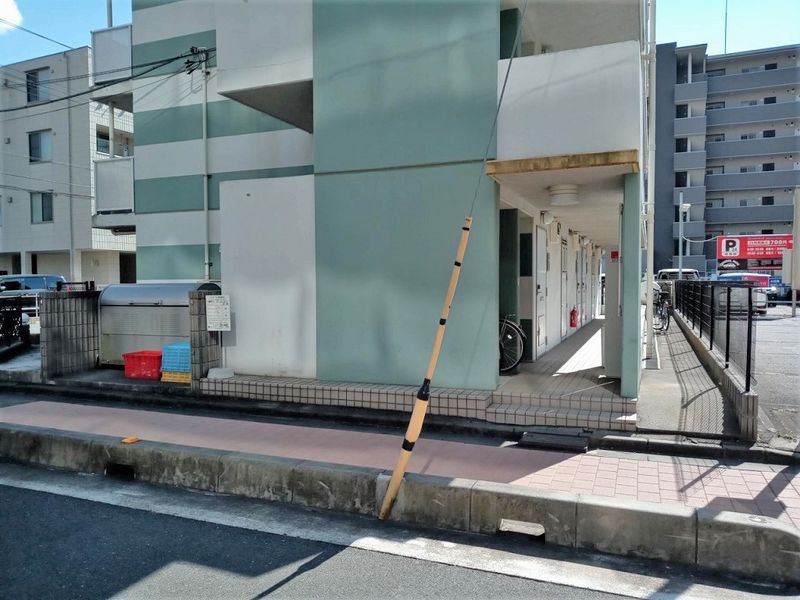 レオパレスＡＳ　６１ エントランス