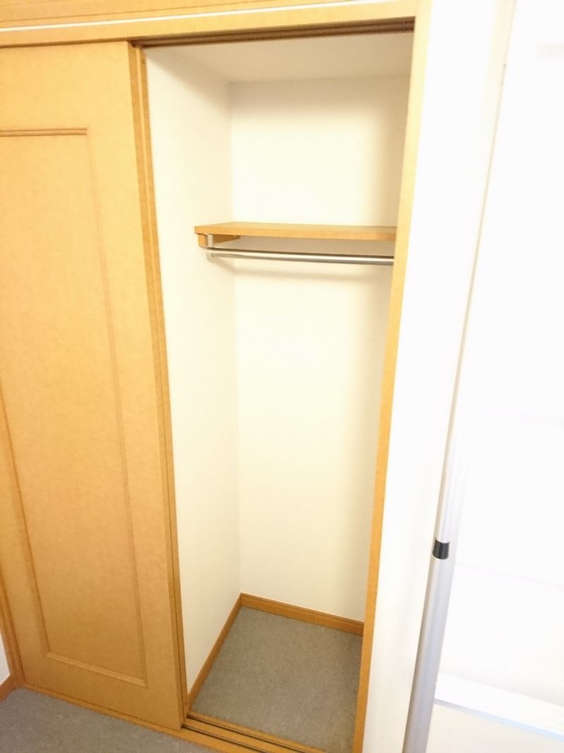 レオパレスＭａｋｅａｒｒｏｗ 収納