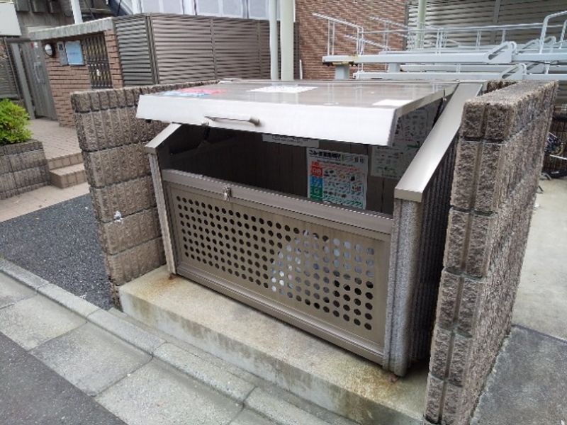 レオパレスサンフラワーＡ 共用部分