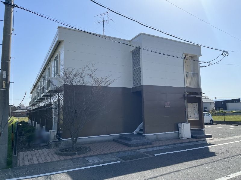 レオパレスにしまとば 外観