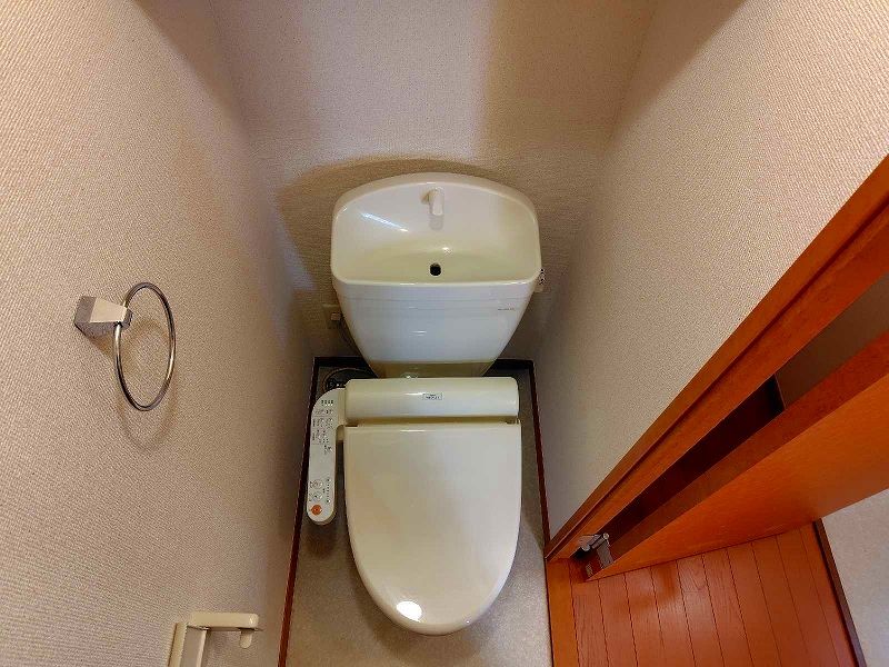 レオパレス小日向 トイレ