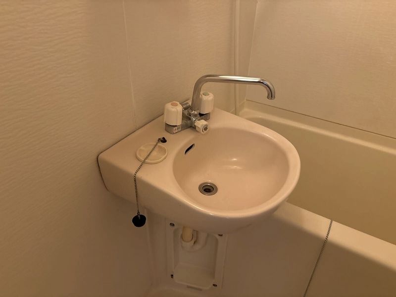 leopalace Komone Bồn rửa mặt