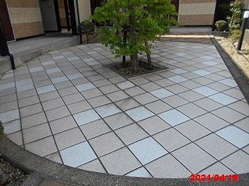 レオパレス中浦 エントランス